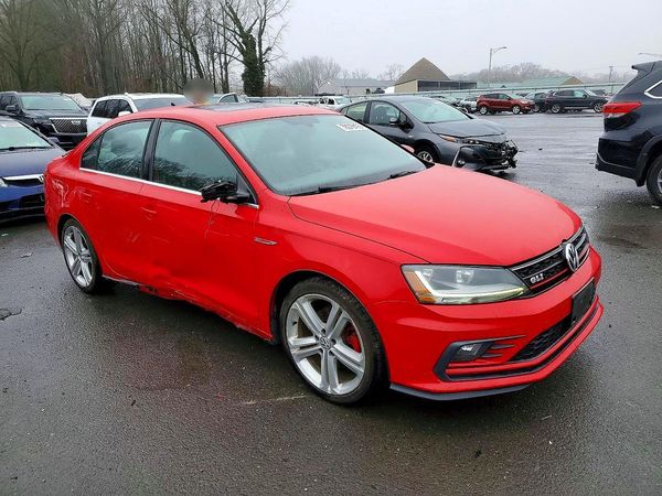 2017 VOLKSWAGEN JETTA GLI — Passenger 3/4