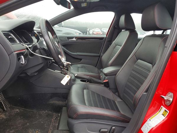 2017 VOLKSWAGEN JETTA GLI — DENT