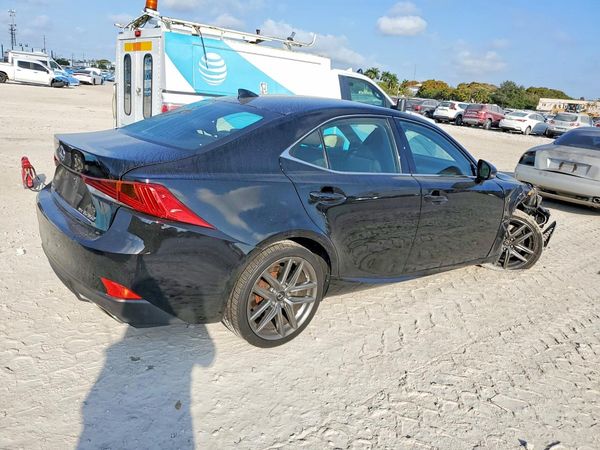 2017 LEXUS IS