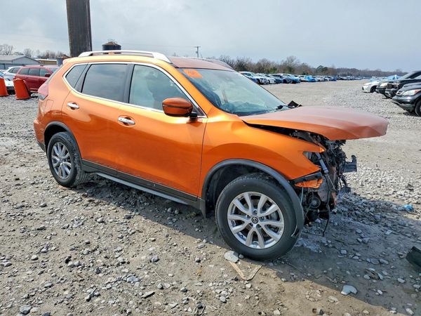 2019 NISSAN ROGUE — Passenger 3/4