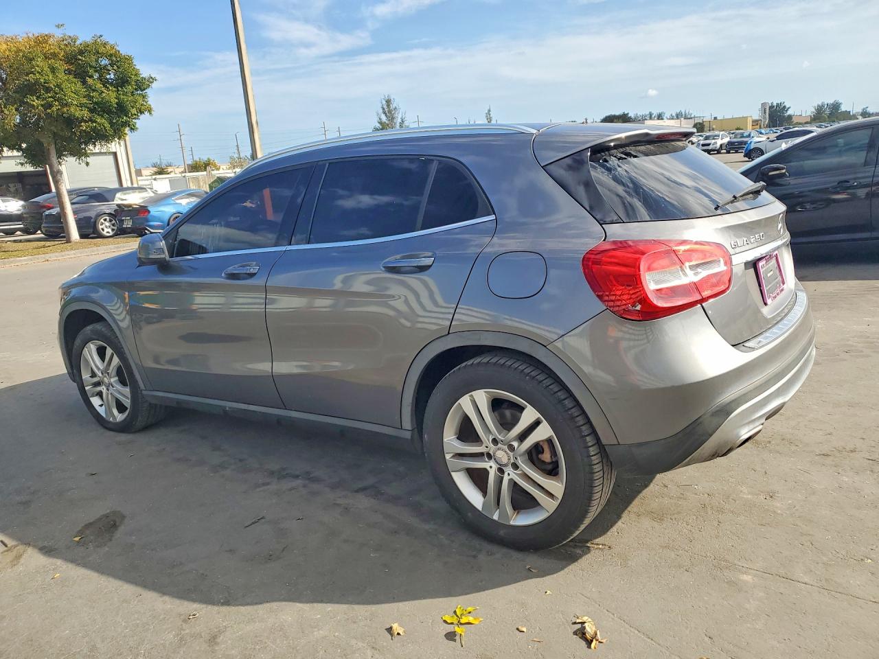 2016 MERCEDES-BENZ GLA GLA250