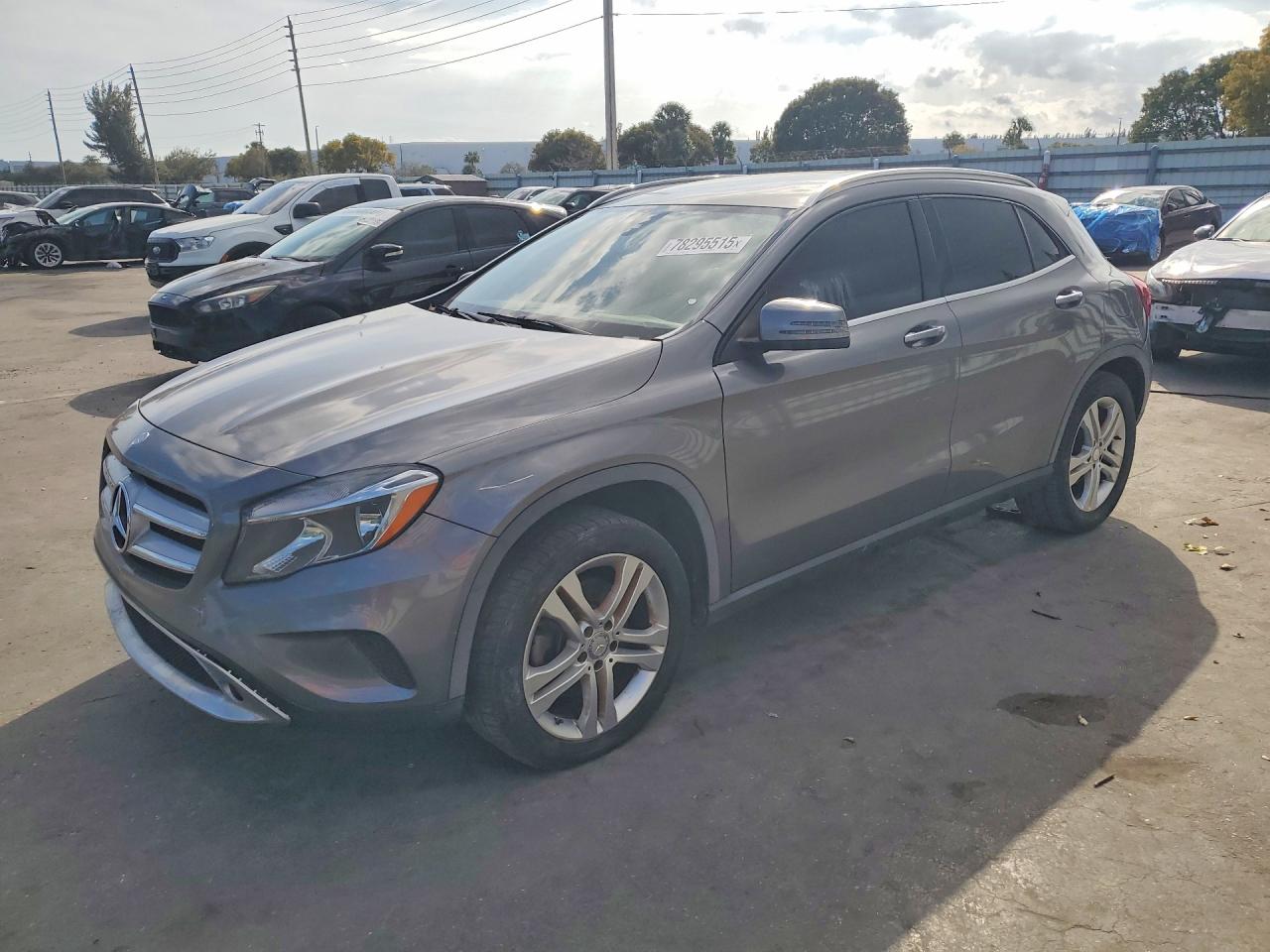 2016 MERCEDES-BENZ GLA GLA250