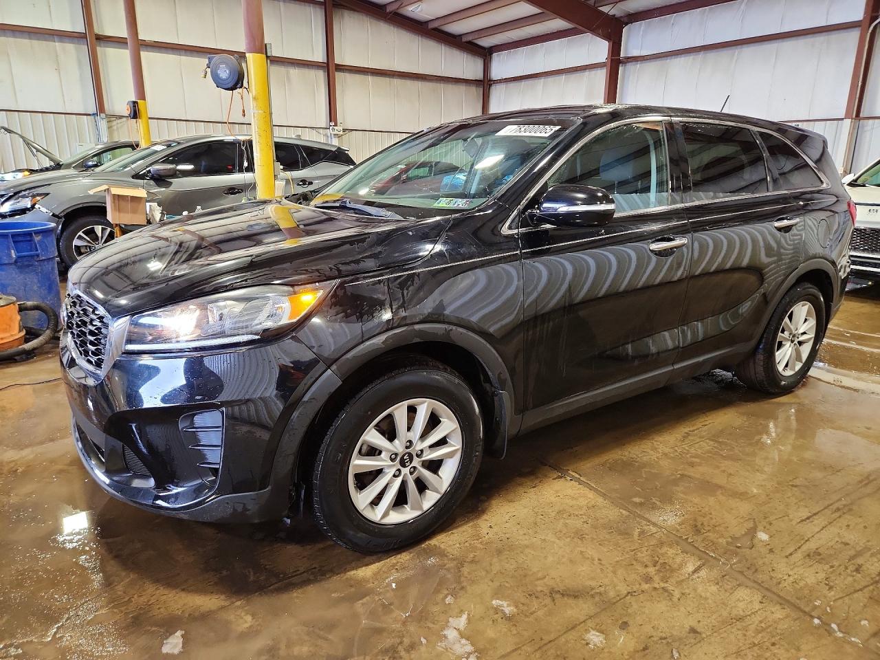 2019 KIA SORENTO L, LX, S