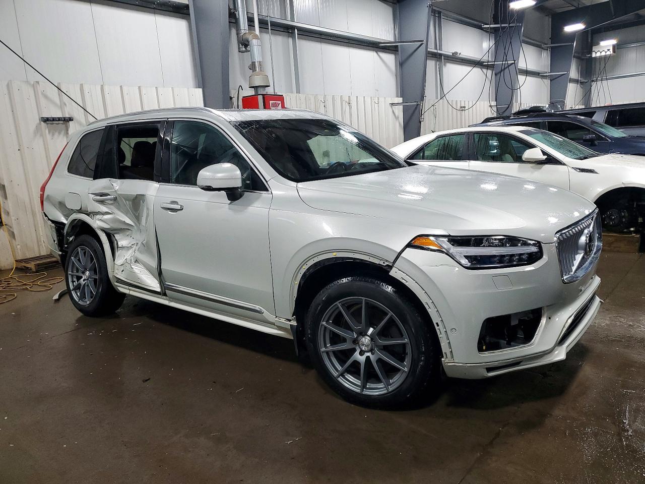 2022 VOLVO XC90 Inscription