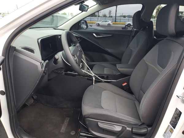 2024 KIA NIRO