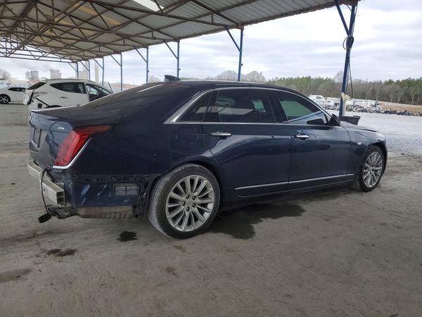 2017 CADILLAC CT6