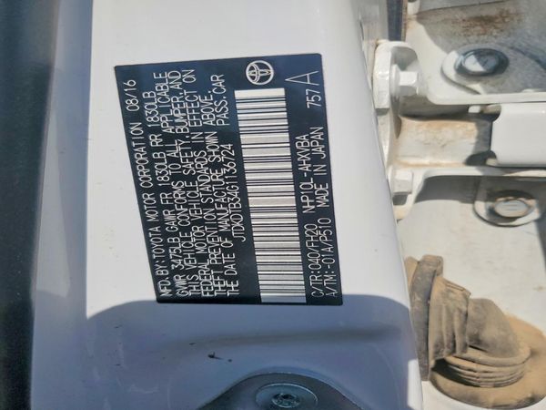 2016 TOYOTA PRIUS