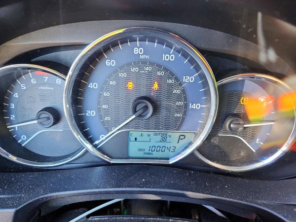 2014 TOYOTA COROLLA