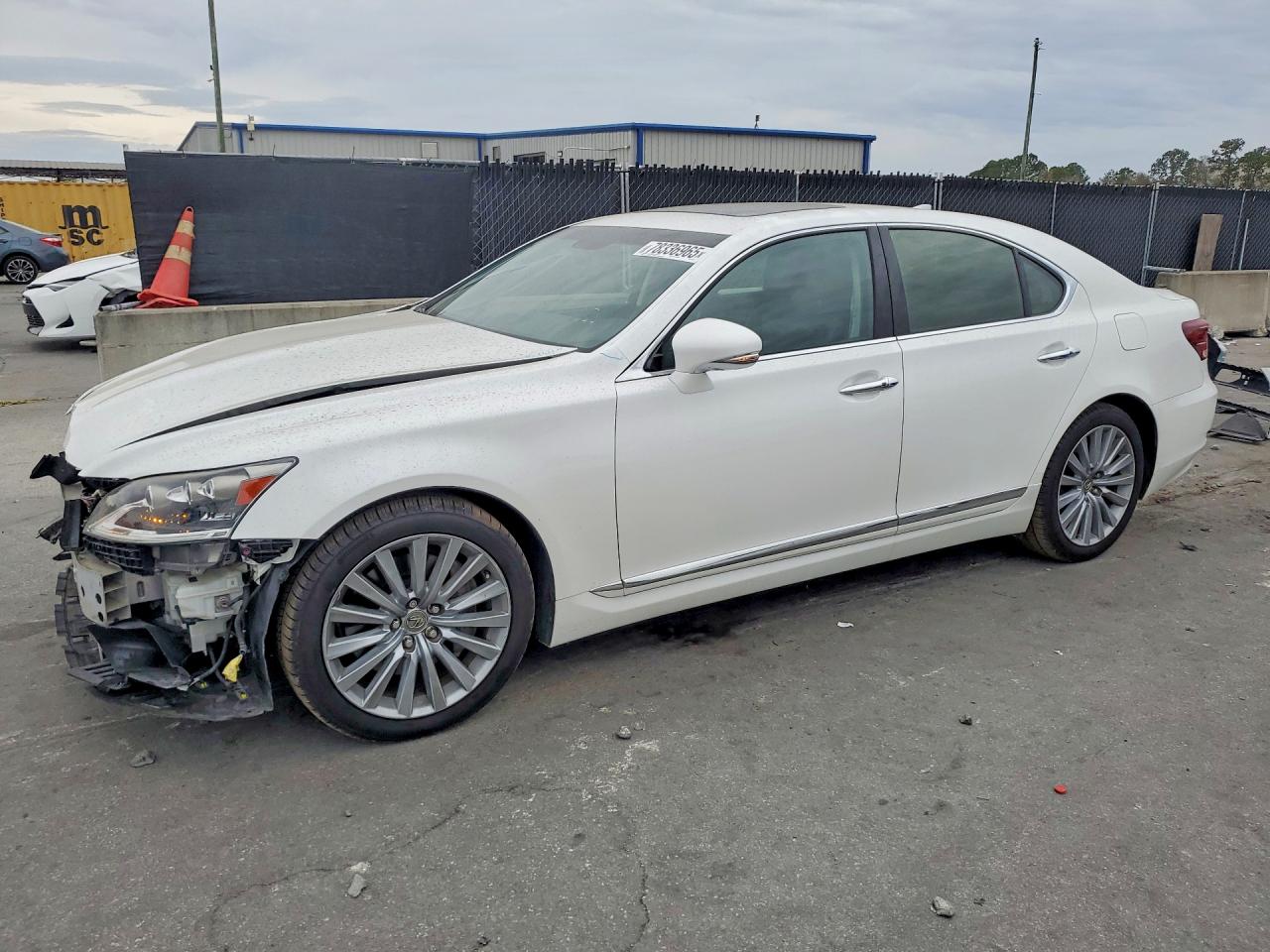 2015 LEXUS LS 460