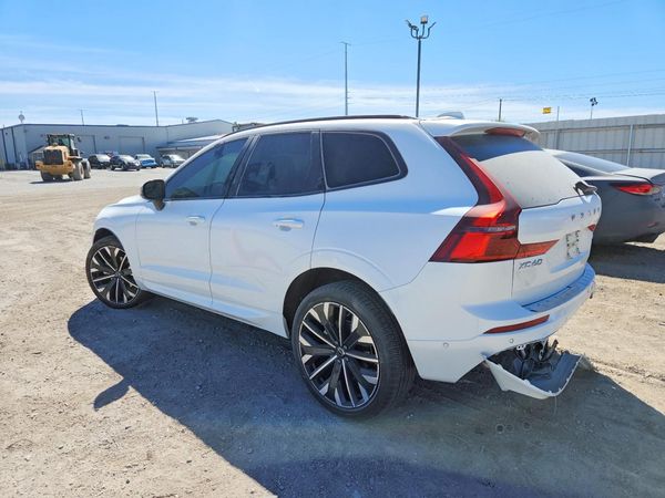 2026 VOLVO XC60