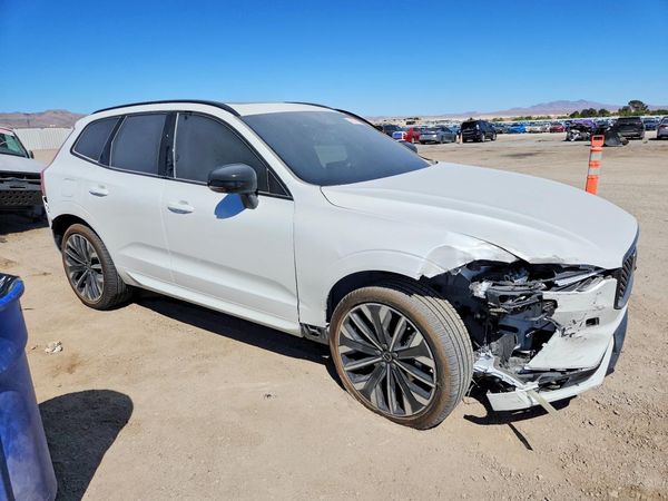 2026 VOLVO XC60