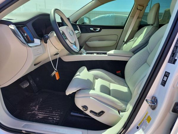2026 VOLVO XC60