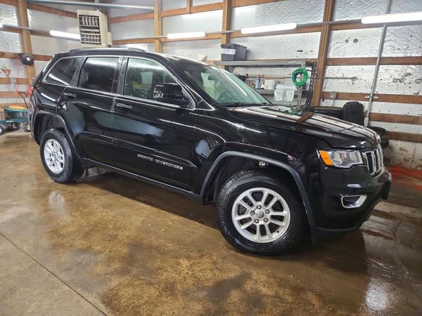 2018 JEEP GRAND CHEROKEE Laredo
