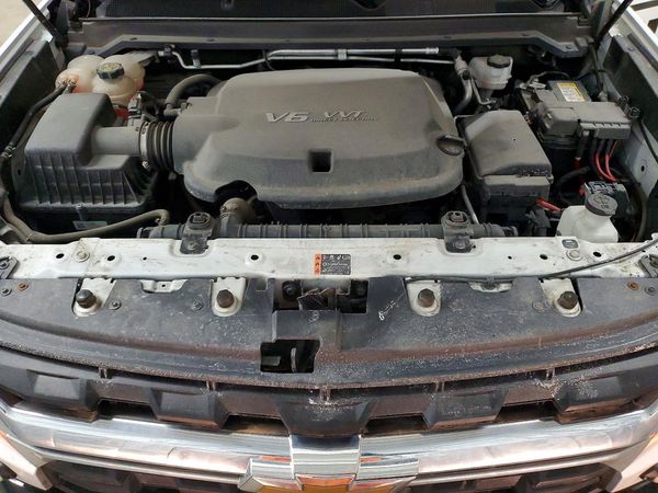 2021 CHEVROLET COLORADO Work Truck — Engine bay
