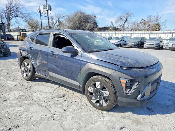 2024 HYUNDAI KONA SE