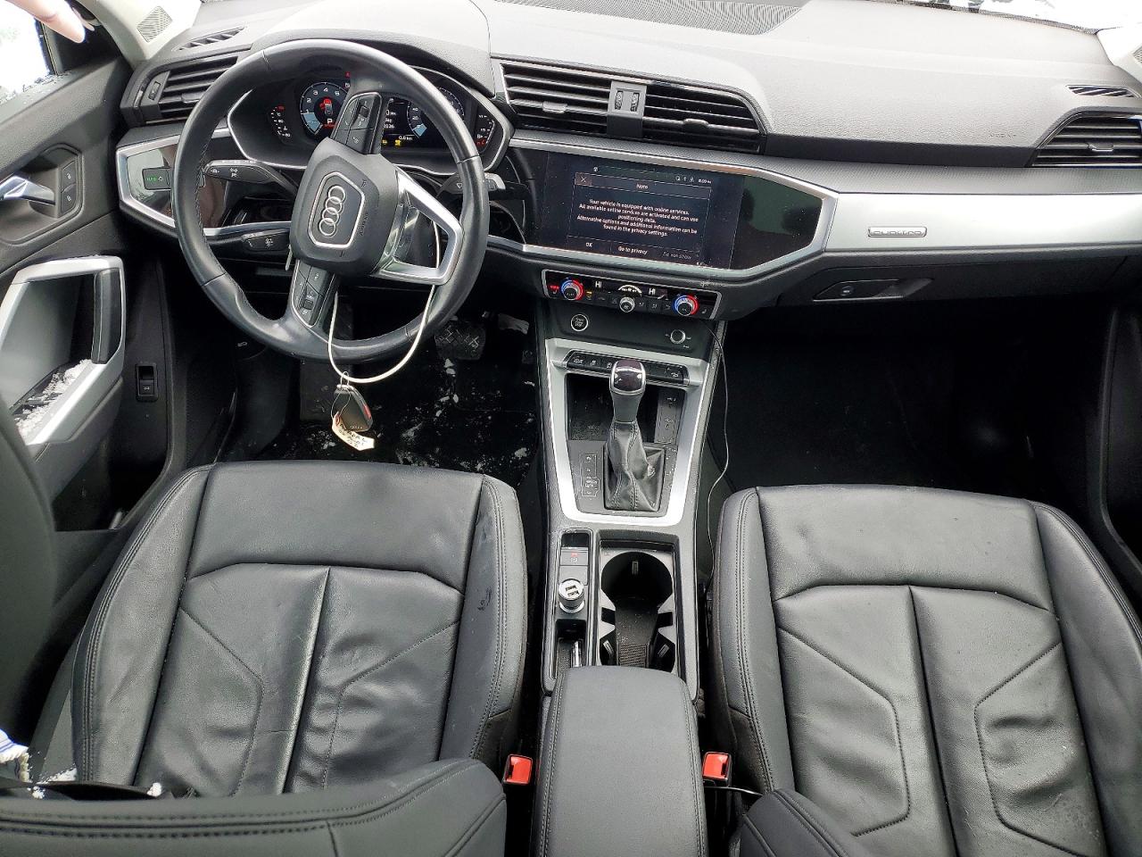 2022 AUDI Q3 quattro Premium