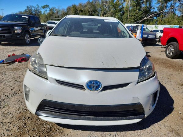 2015 TOYOTA PRIUS — DIRF