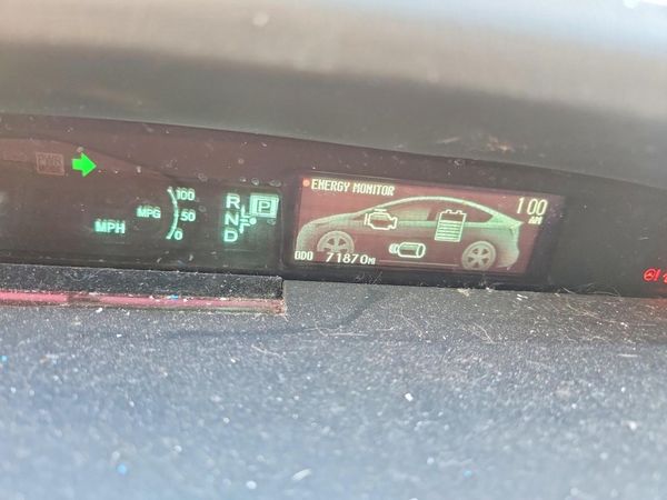 2015 TOYOTA PRIUS — ODOM