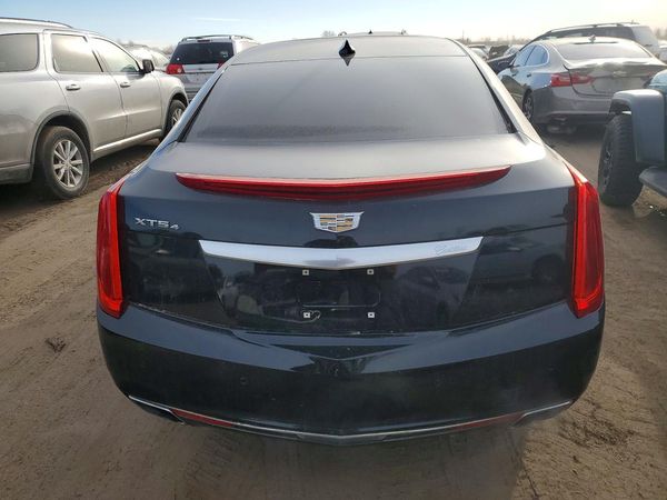 2016 CADILLAC XTS Luxury