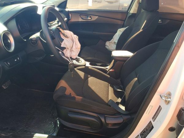 2020 KIA FORTE FE, LXS