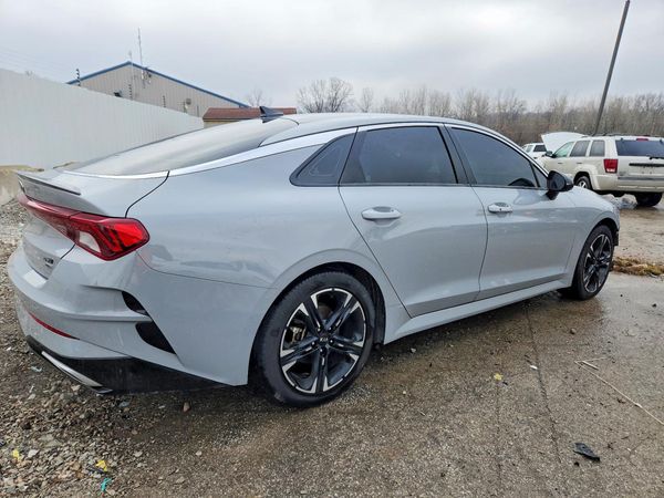 2021 KIA K5