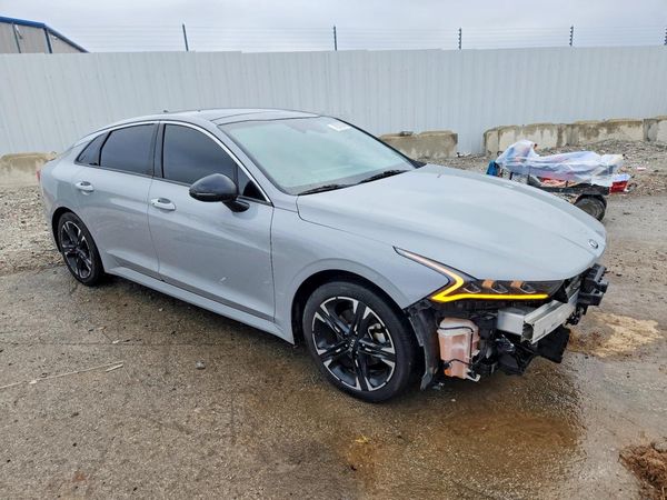 2021 KIA K5