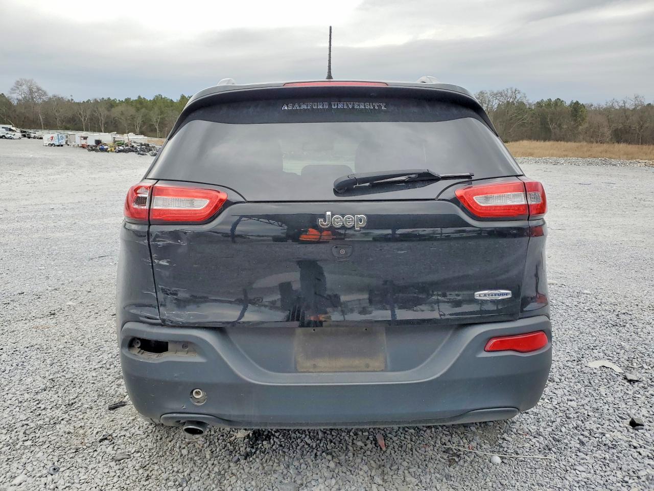 2017 JEEP CHEROKEE LATITUDE FWD