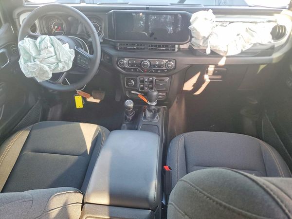 2025 JEEP GLADIATOR