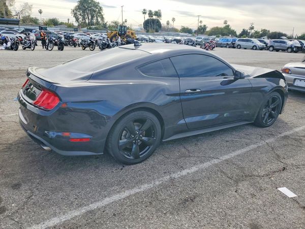 2022 FORD MUSTANG I4 Coupe
