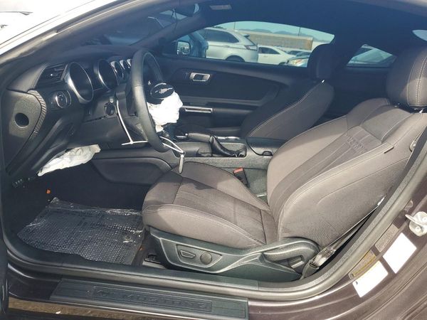2022 FORD MUSTANG I4 Coupe
