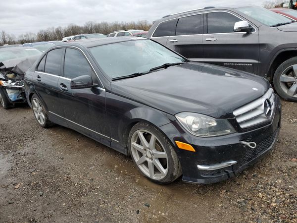 2013 MERCEDES-BENZ C C300