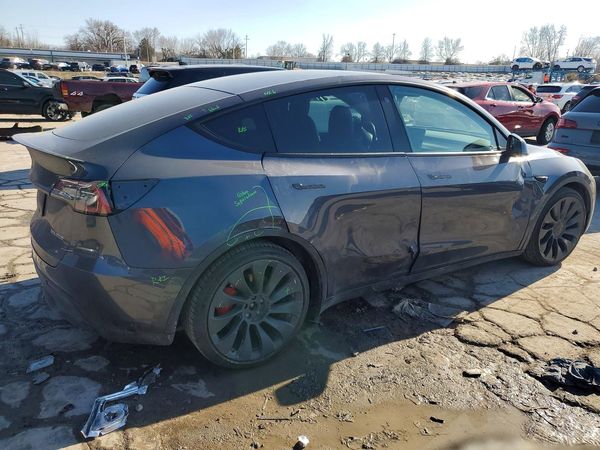 2022 TESLA MODEL Y