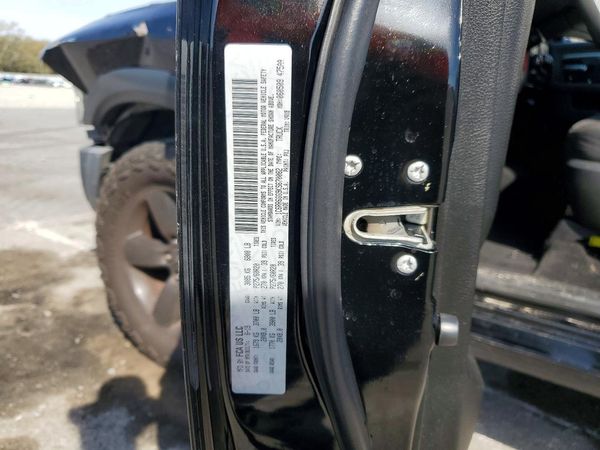 2019 RAM 1500 CLASSIC SLT