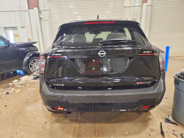 2025 NISSAN KICKS SR
