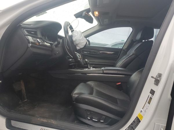 2012 BMW 750 750Lxi/Alpina B7 xDrive