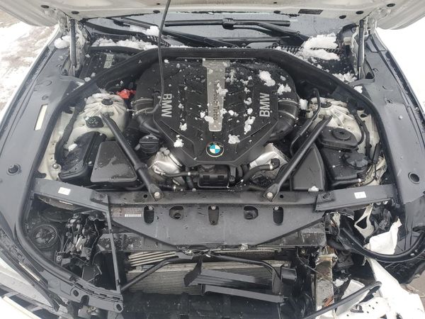 2012 BMW 750 750Lxi/Alpina B7 xDrive