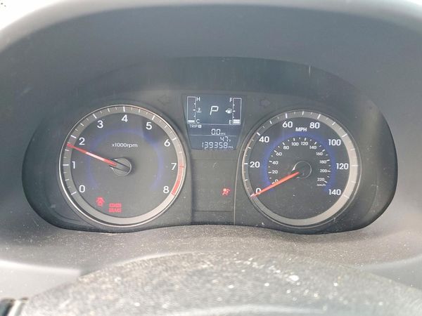 2016 HYUNDAI ACCENT