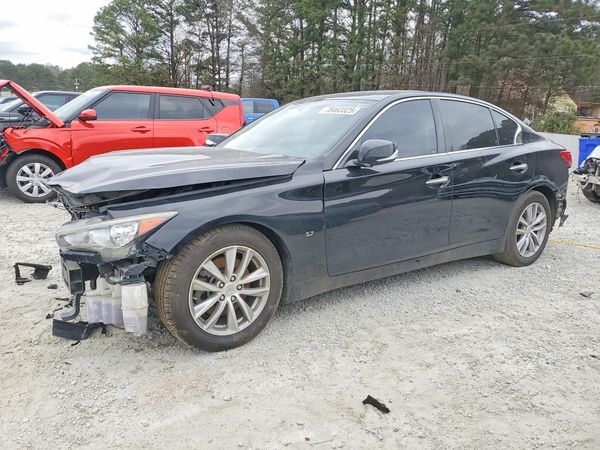 2015 INFINITI Q50