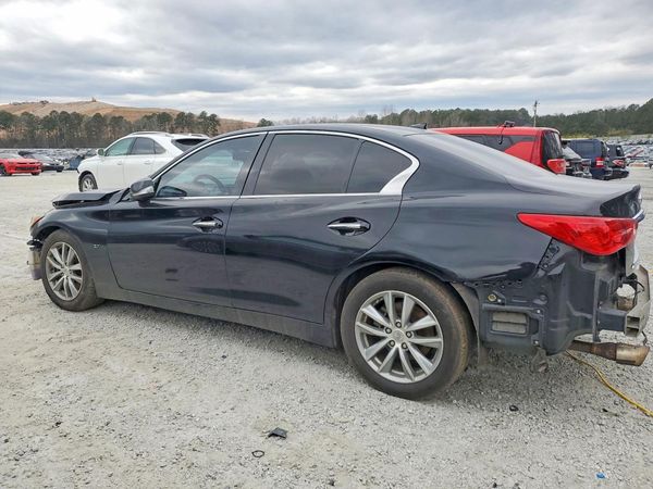 2015 INFINITI Q50