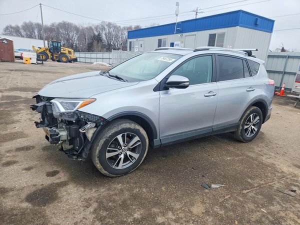 2017 TOYOTA RAV4 XLE