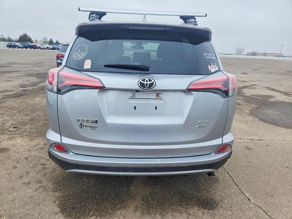 2017 TOYOTA RAV4 XLE