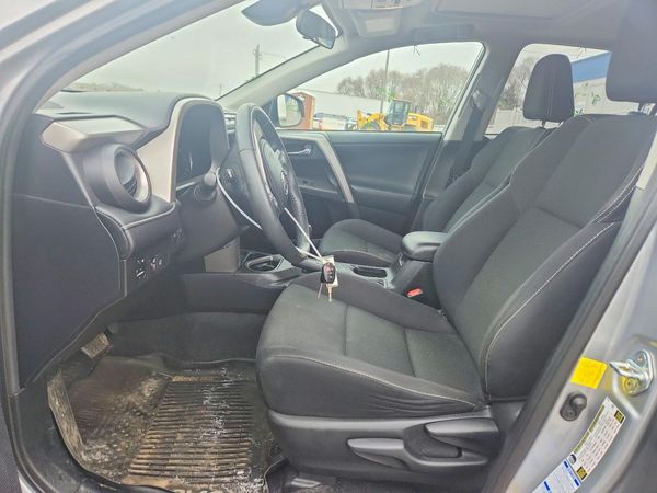 2017 TOYOTA RAV4 XLE