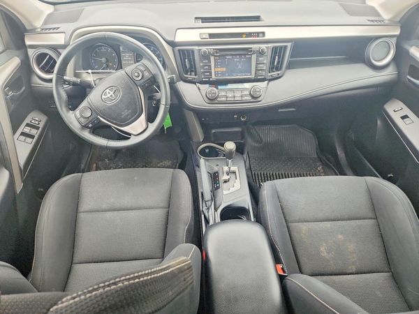 2017 TOYOTA RAV4 XLE
