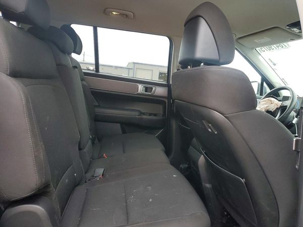 2025 HYUNDAI SANTA FE SE