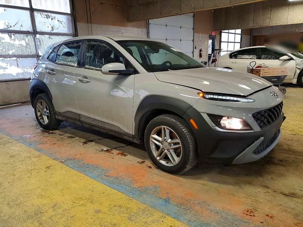 2023 HYUNDAI KONA SE