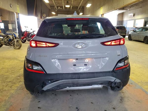 2023 HYUNDAI KONA SE