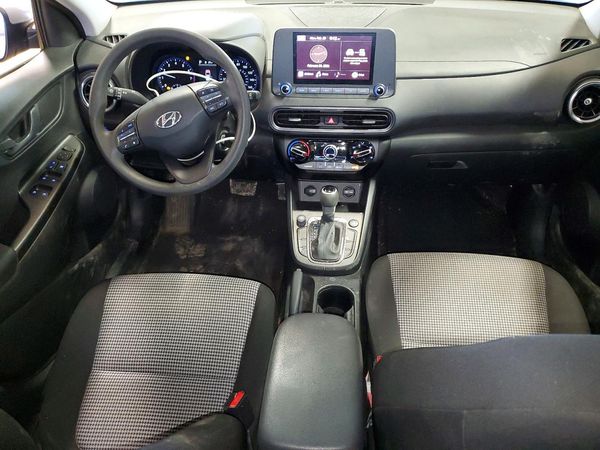 2023 HYUNDAI KONA SE