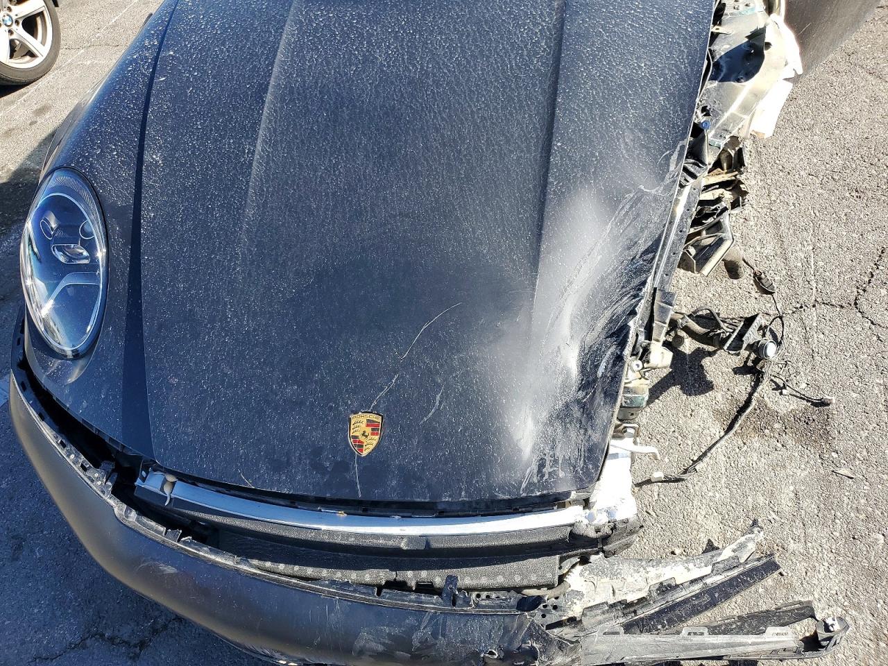 2022 PORSCHE 911