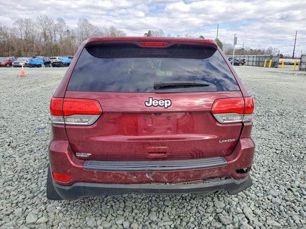 2018 JEEP GRAND CHEROKEE LAREDO 4X2