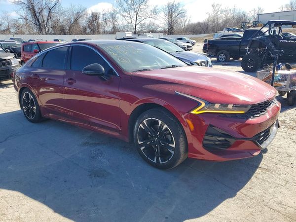 2022 KIA K5